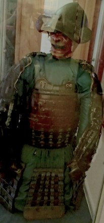 Suit of Armour_Burke MuseumFINAL